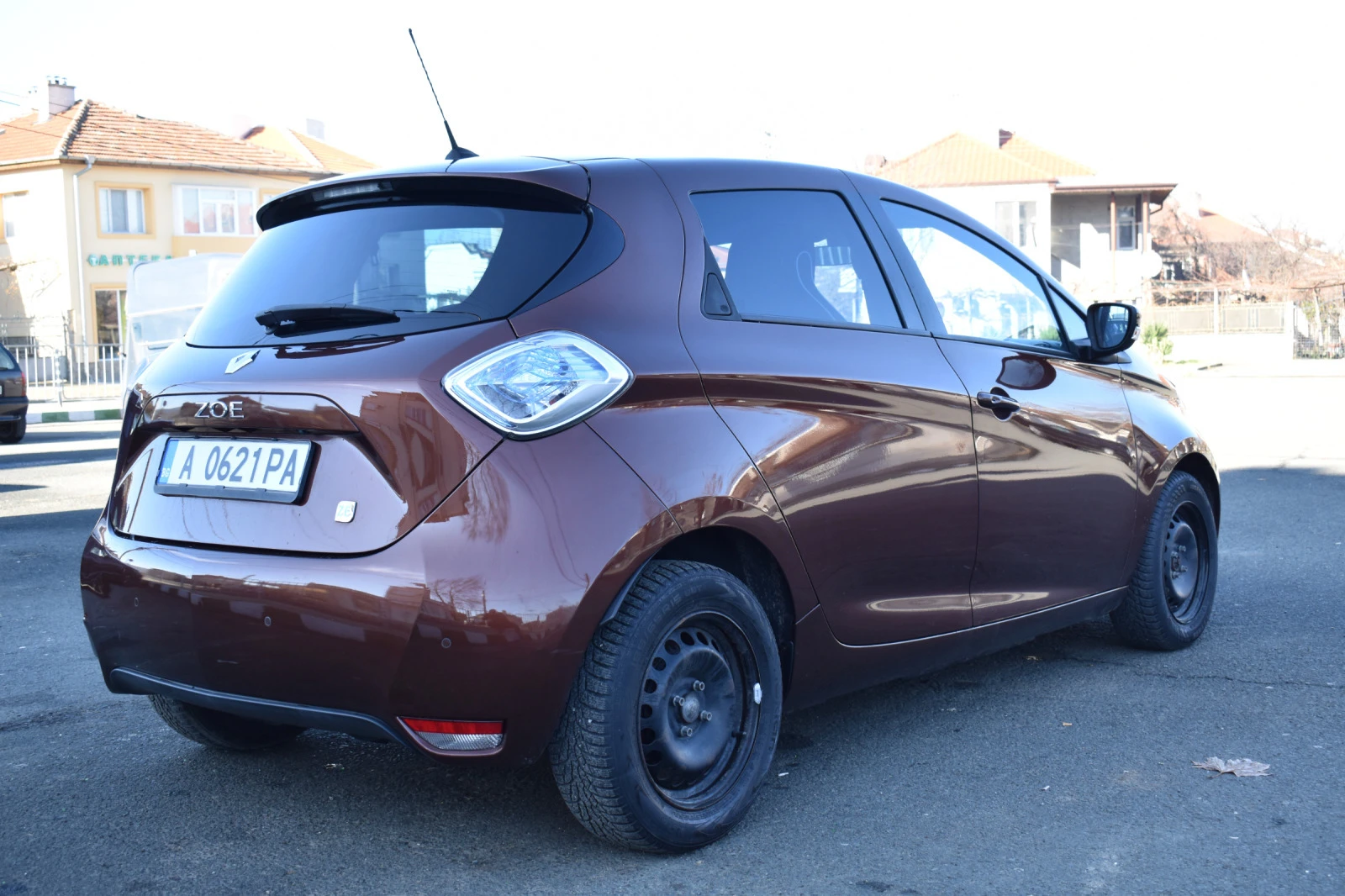 Renault Zoe, снимка 11 - Автомобили и джипове - 53935582