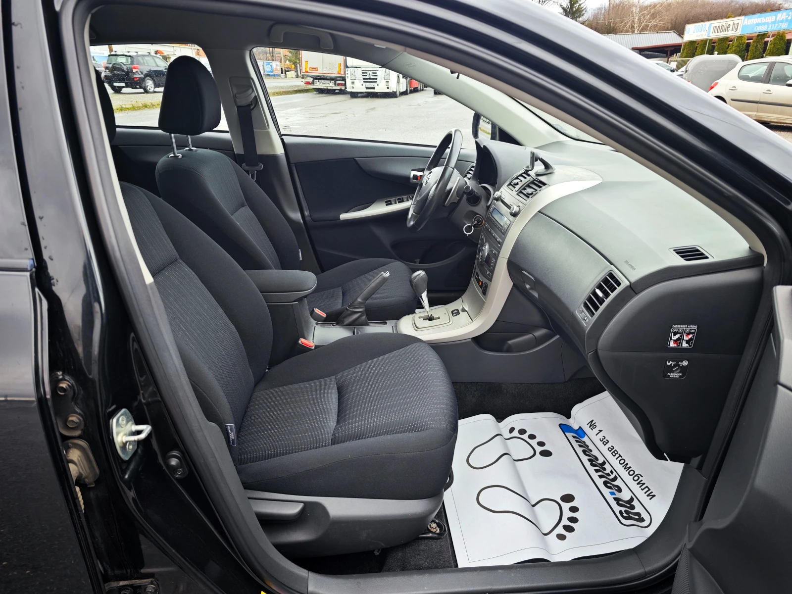 Toyota Corolla 1, 4 D4D Automat | Mobile.bg � ����������� 12