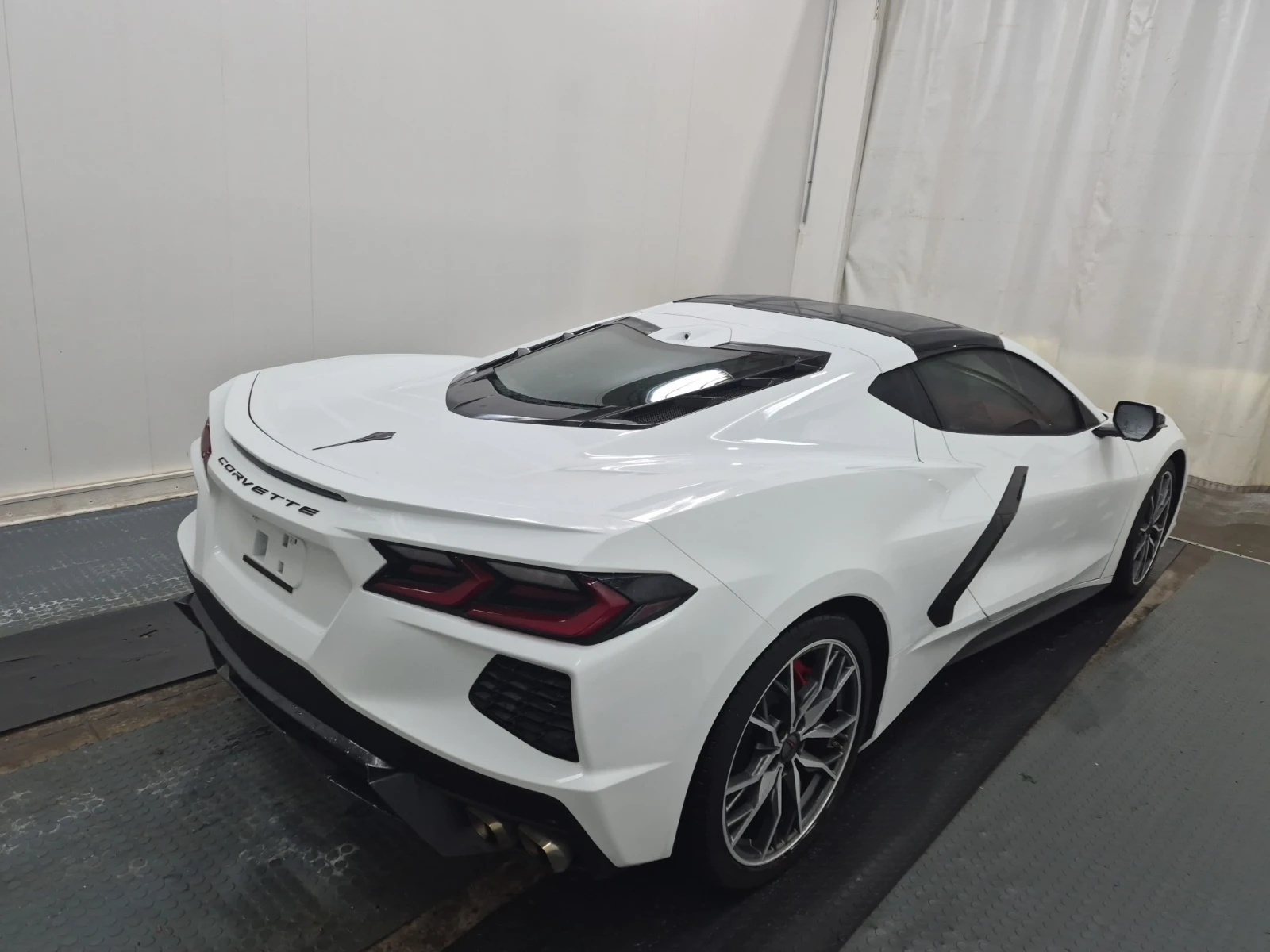 Chevrolet Corvette Stingray Coupe 3LT, снимка 5 - Автомобили и джипове - 54480268