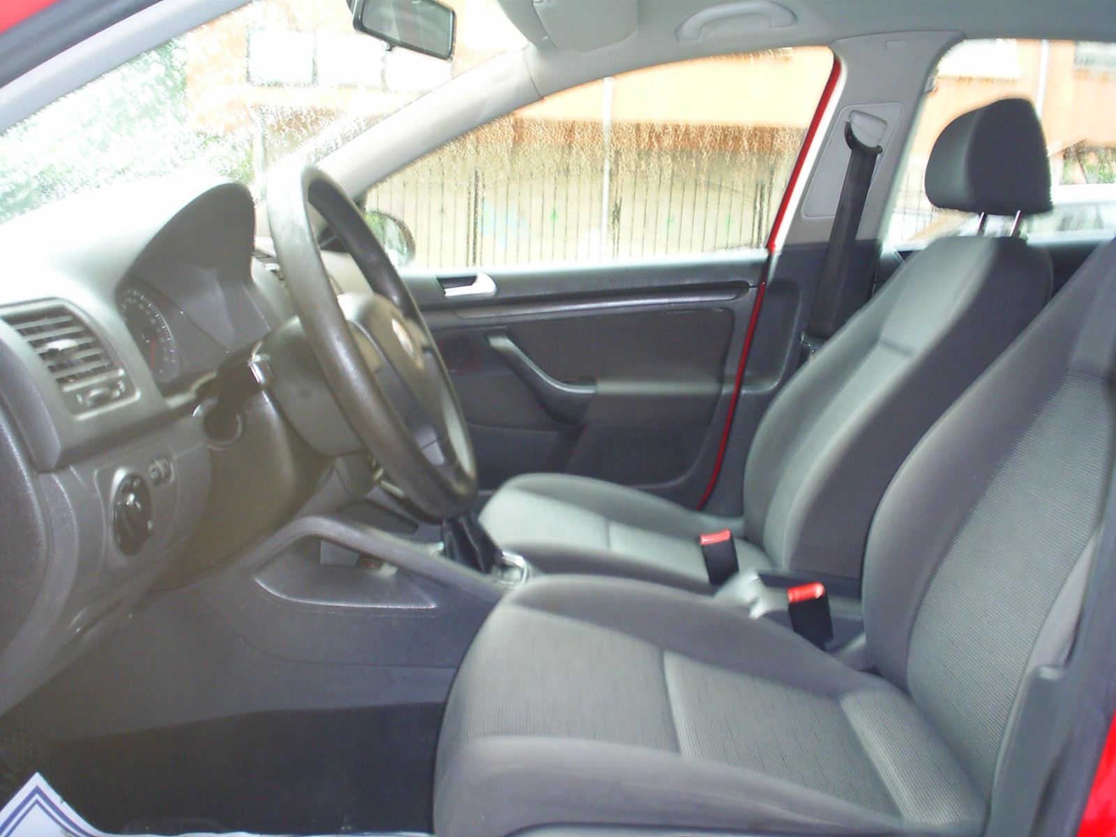 VW Golf 2.0 SDI Family, снимка 8 - Автомобили и джипове - 54581353