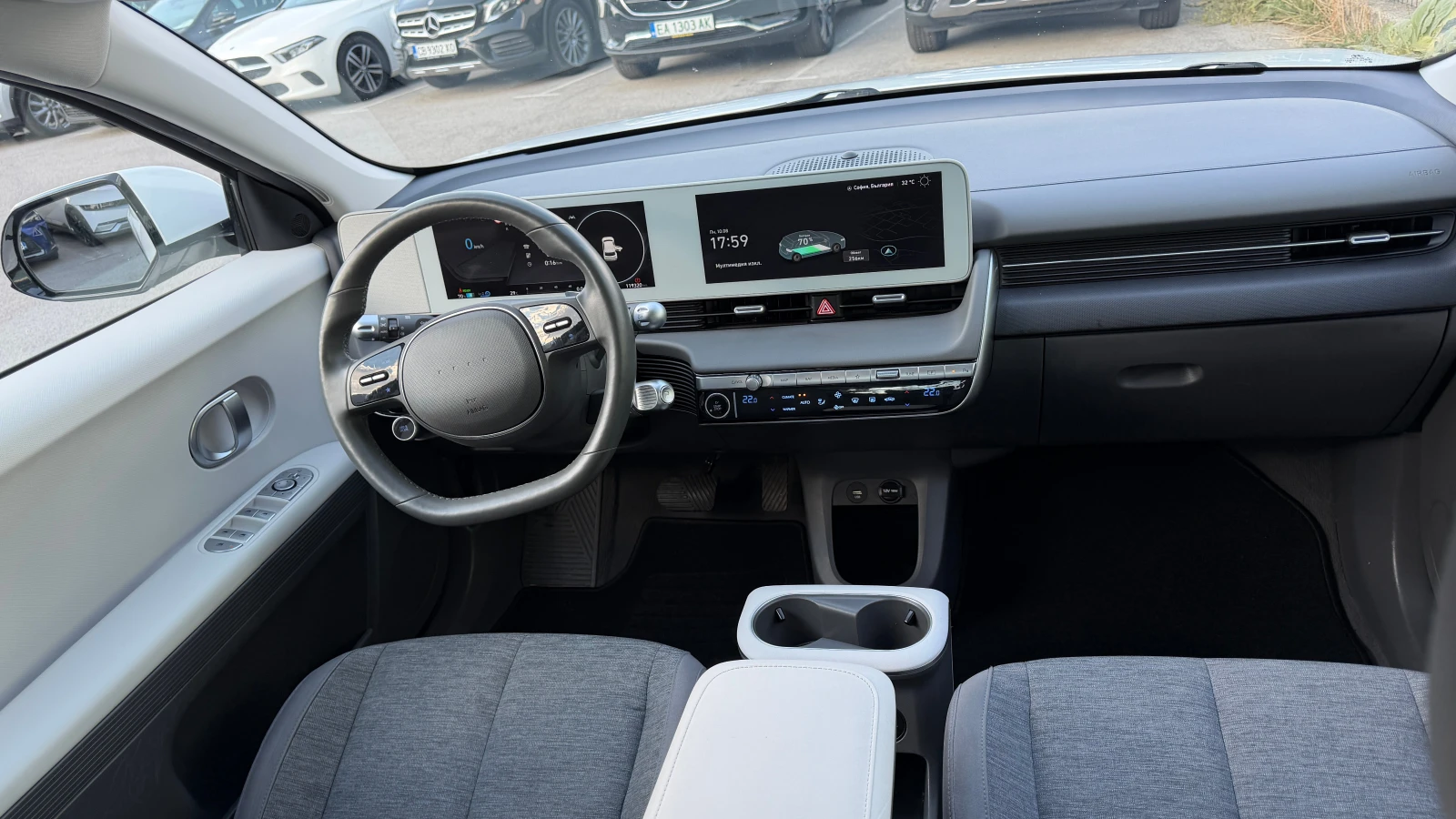 Hyundai Ioniq 5  4x4 72.6kwh 306hp Dynamiqe, снимка 12 - Автомобили и джипове - 55624073