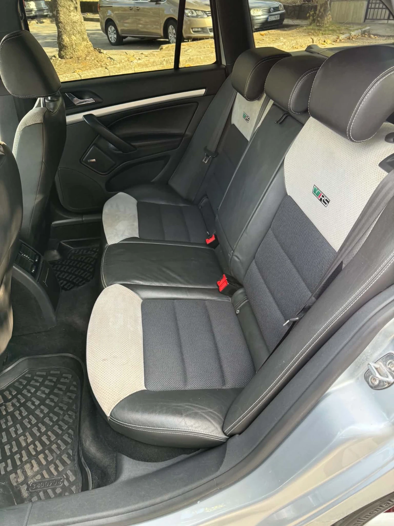 Skoda Octavia 2.0 Tdi 170 коня, снимка 12 - Автомобили и джипове - 56246495