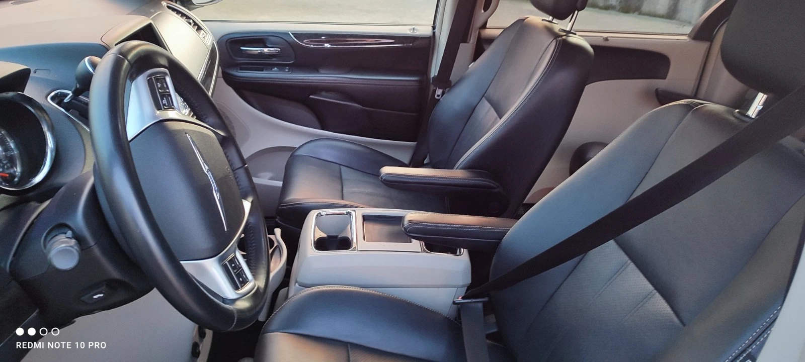 Chrysler Town and Country + Газ, снимка 7 - Автомобили и джипове - 56645742