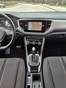 VW T-Roc 2.0TDI DSG7 LED Distr Assist 12.2021г, снимка 14