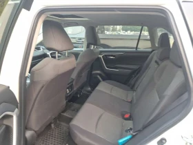 Toyota Rav4 HYBRID XLE| PANO| ПОДГРЕВИ| 2 КЛЮЧА| , снимка 10