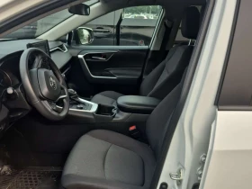 Toyota Rav4 HYBRID XLE| PANO| ПОДГРЕВИ| 2 КЛЮЧА| , снимка 7