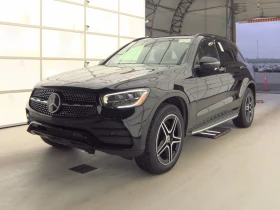  Mercedes-Benz GLC 30...