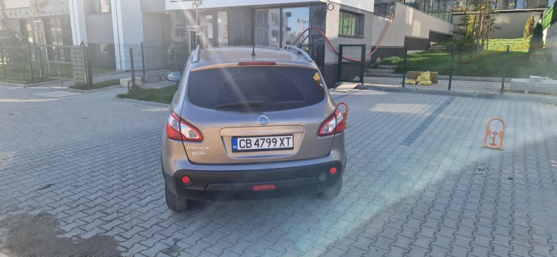 Nissan Qashqai, снимка 3 - Автомобили и джипове - 47628743