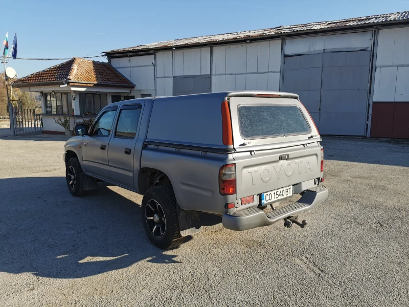 Toyota Hilux, снимка 3 - Автомобили и джипове - 47859641