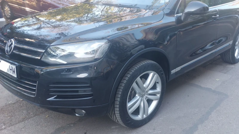 VW Touareg, снимка 3 - Автомобили и джипове - 48303015