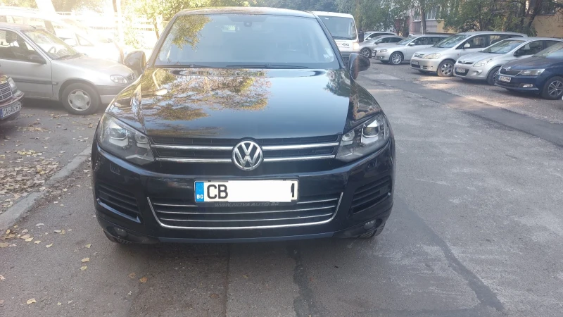 VW Touareg, снимка 1 - Автомобили и джипове - 48303015