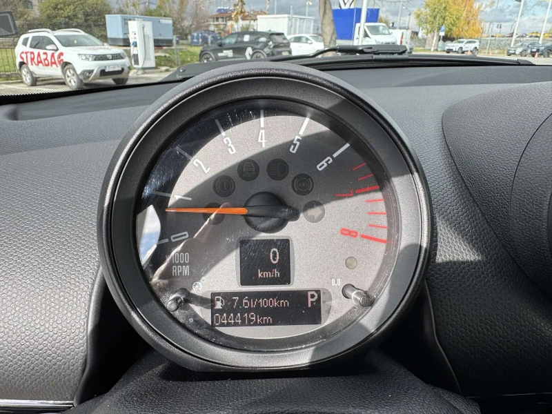 Mini Countryman 1.6 I, снимка 15 - Автомобили и джипове - 52366386