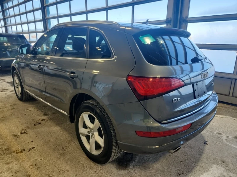Audi Q5 * 3.0L TDI PROGRESSIV * CARFAX * ЦЕНА ДО БГ, снимка 4 - Автомобили и джипове - 53332630