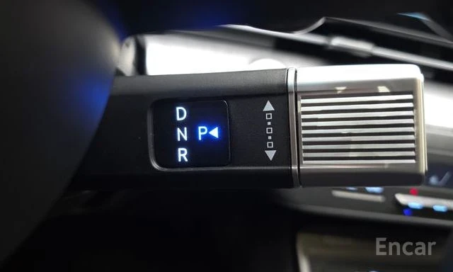 Hyundai Kona Long Range Premium | ОБДУХВАНЕ | ЗАДНА КАМЕРА | , снимка 8 - Автомобили и джипове - 54184973