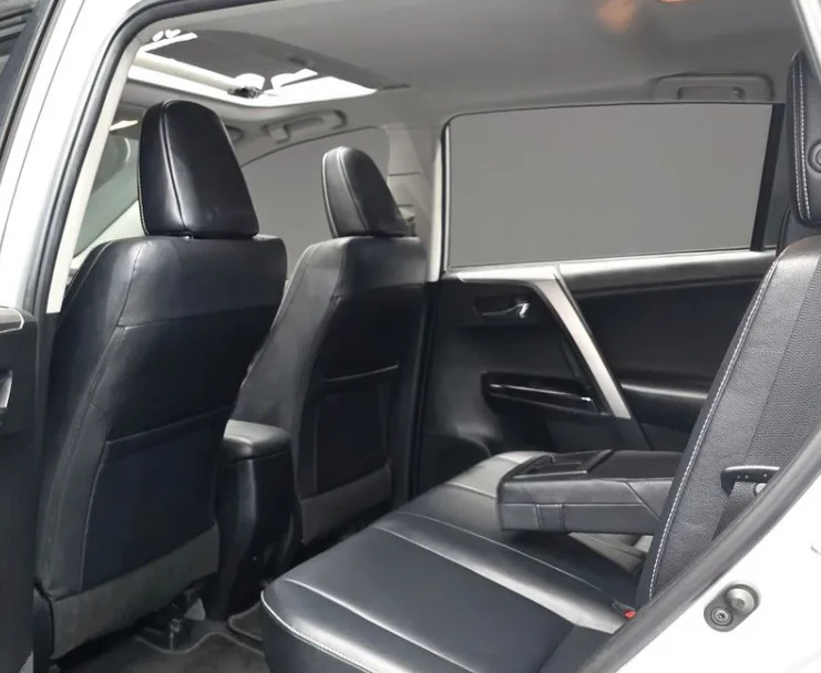 Toyota Rav4 2.5 Hybrid 4x4 Executive, снимка 6 - Автомобили и джипове - 54802125