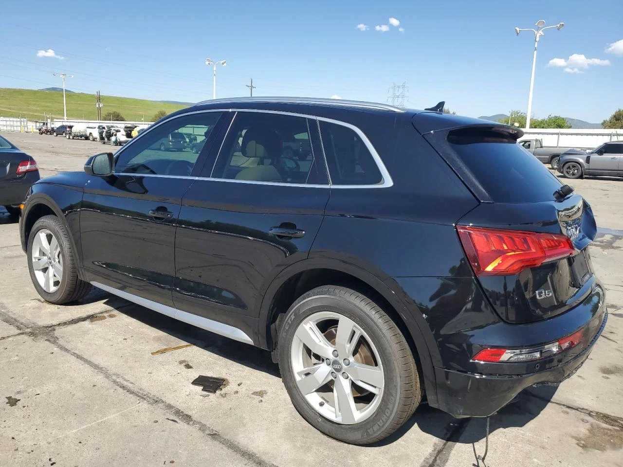 Audi Q5 4x4* ПОДГРЕВИ* ШИБИДАХ* видео на двигателя - изображение 2
