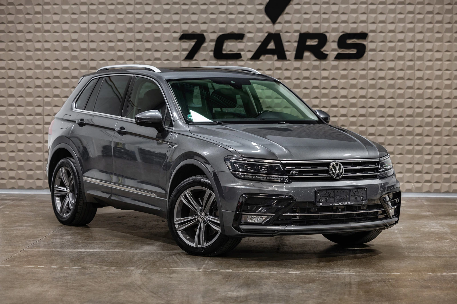 VW Tiguan R-line/2.0 TSI/4MOTION/DSG/360//  | Mobile.bg   3