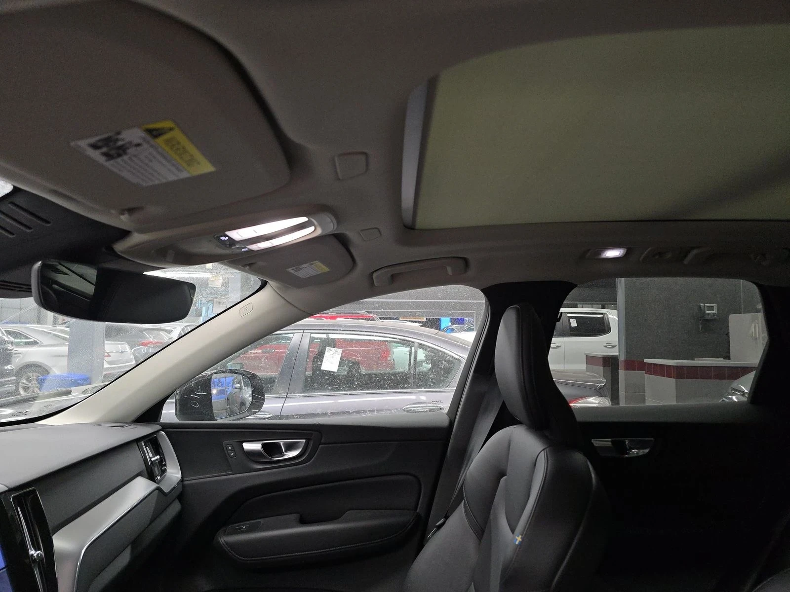 Volvo XC60 Recharge Plug-In Hybrid T8 Core Dark Theme | Mobile.bg � ����������� 15