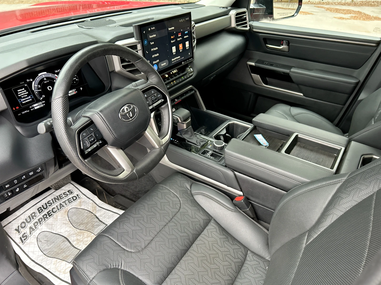 Toyota Tundra LIMITED* HEATED&COOLED* SEATS* DISTR* LEATHER - изображение 7