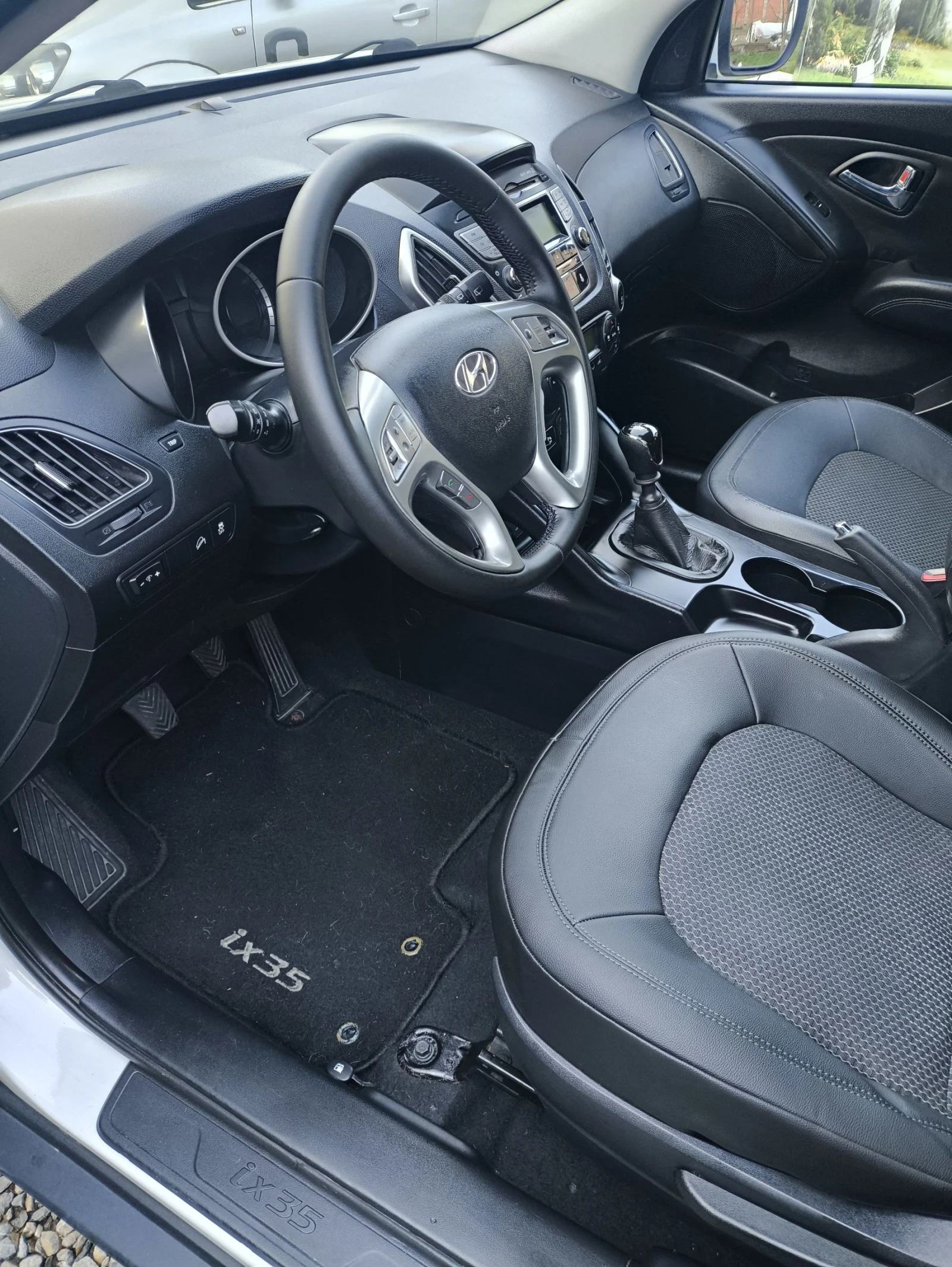 Hyundai IX35 2.0 CRDI, снимка 7 - Автомобили и джипове - 53748908