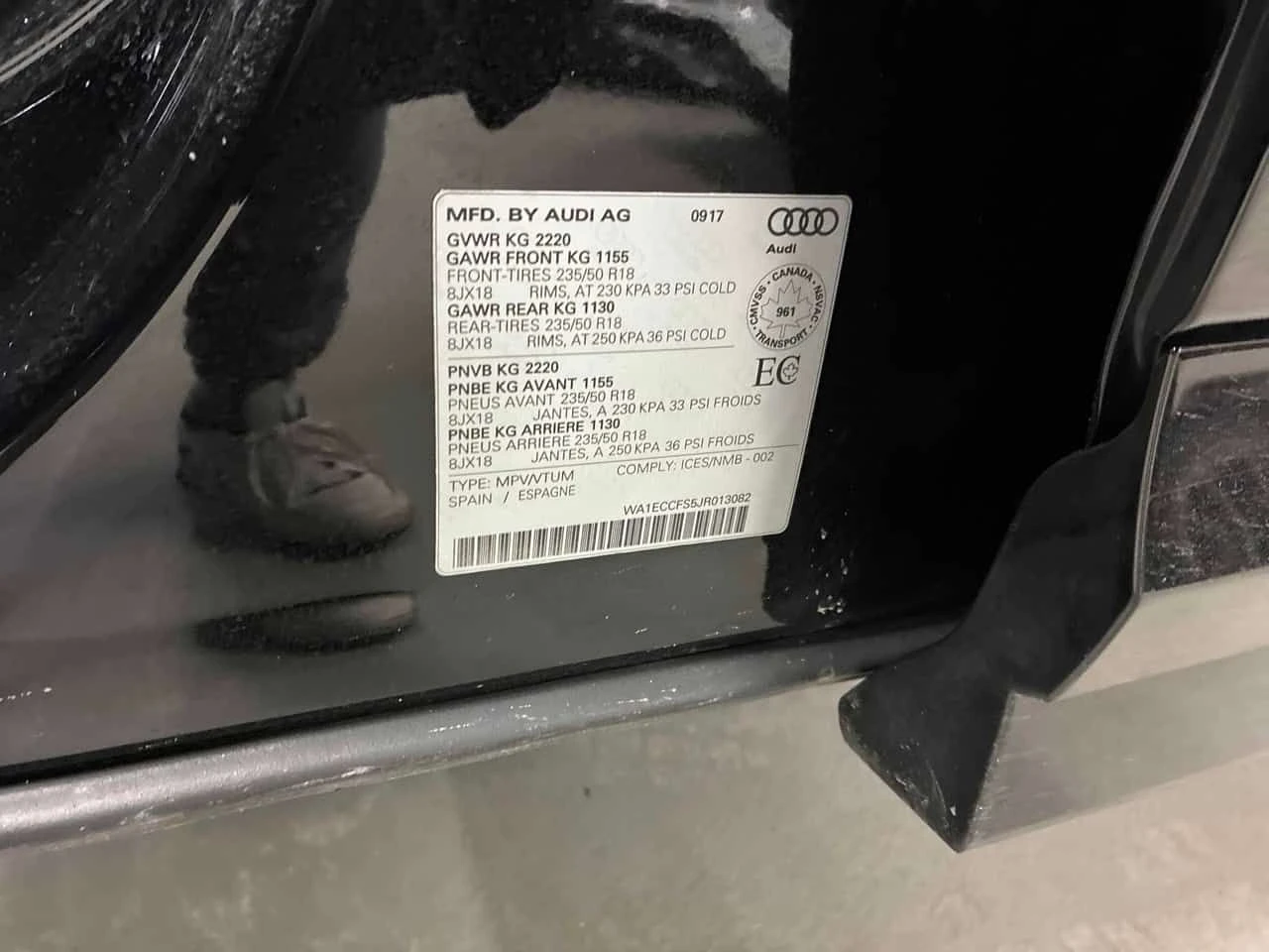Audi Q3 * Komfort * PANO* KEYLESS* ПОДГРЕВ* , снимка 10 - Автомобили и джипове - 54004112