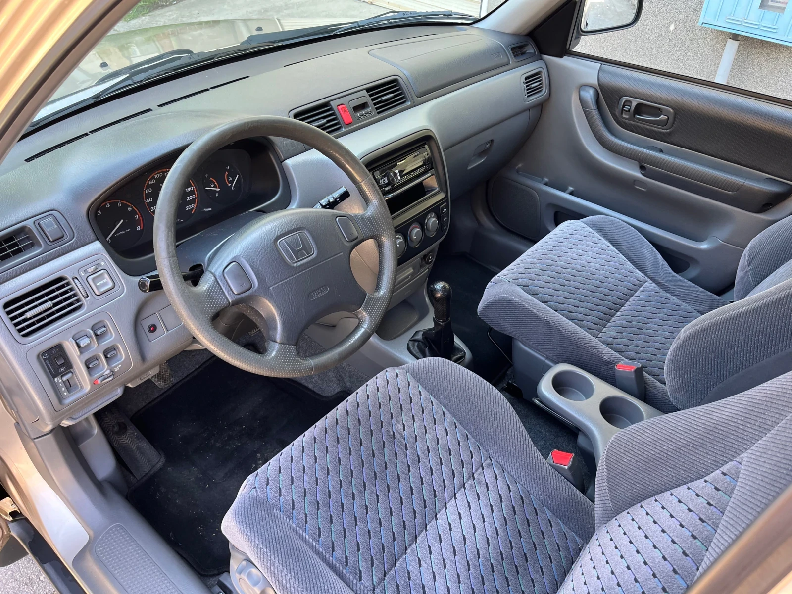 Honda Cr-v 2.0i 147, снимка 8 - Автомобили и джипове - 54425646