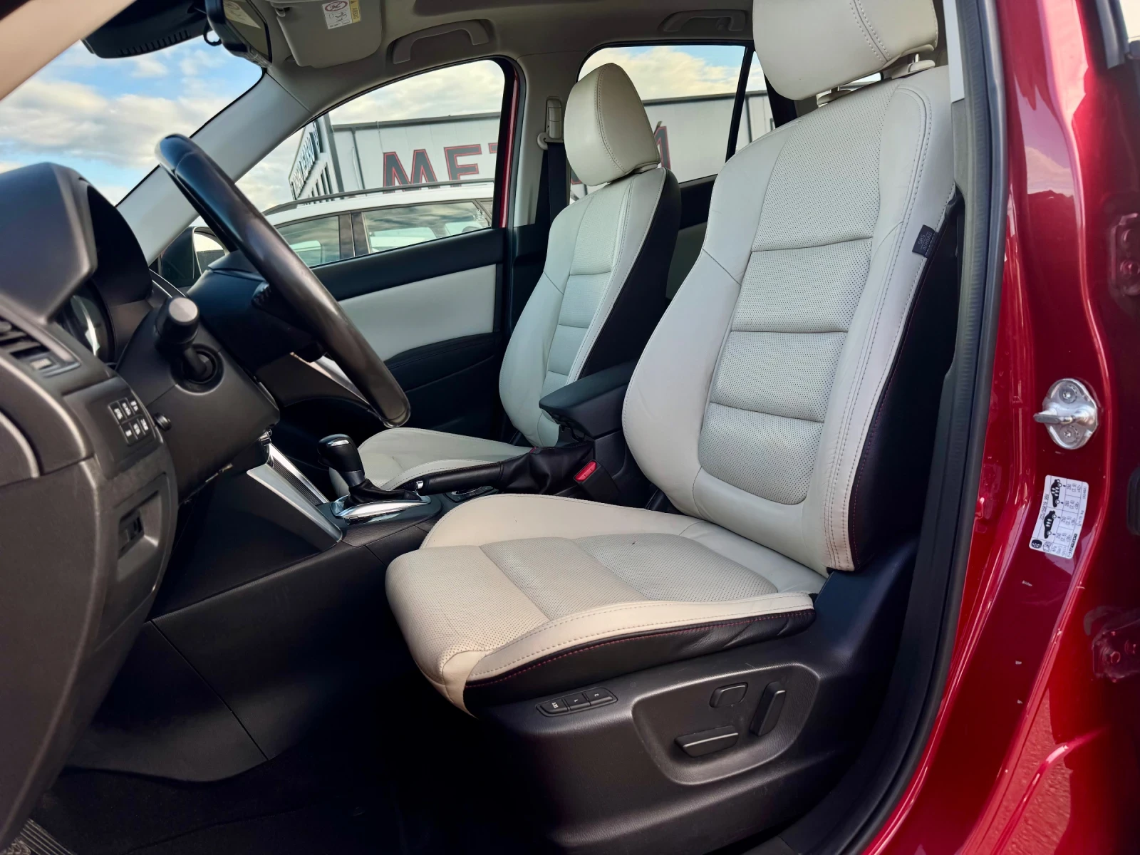 Mazda CX-5 2.2D 4X4 FULL, снимка 9 - Автомобили и джипове - 54580389