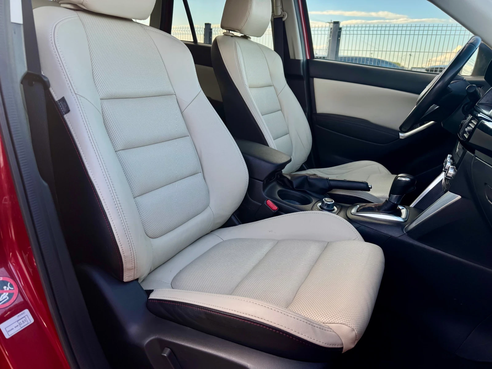 Mazda CX-5 2.2D 4X4 FULL, снимка 14 - Автомобили и джипове - 54580389