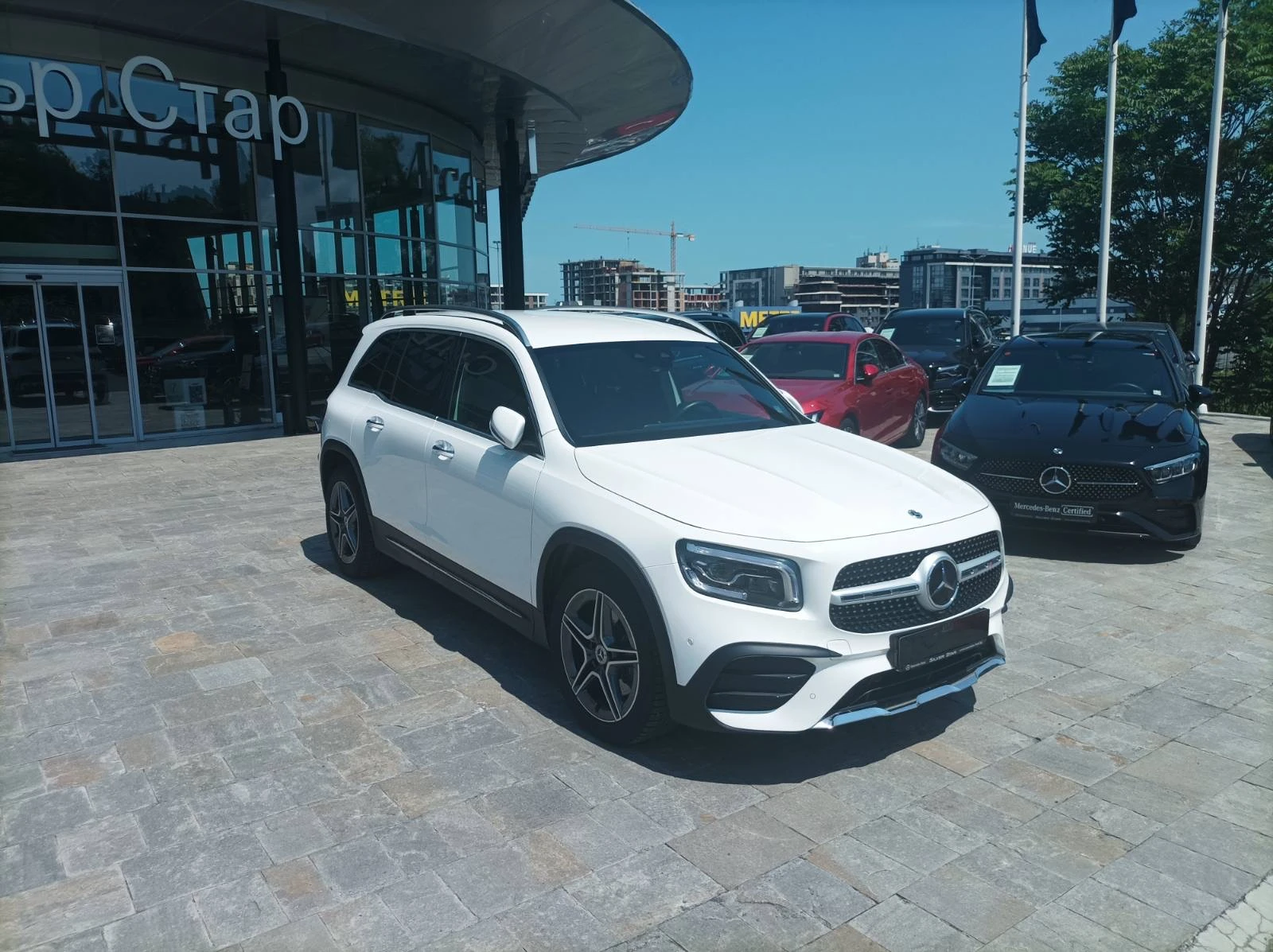 Mercedes-Benz GLB 220 d 4MATIC, снимка 3 - Автомобили и джипове - 54740833