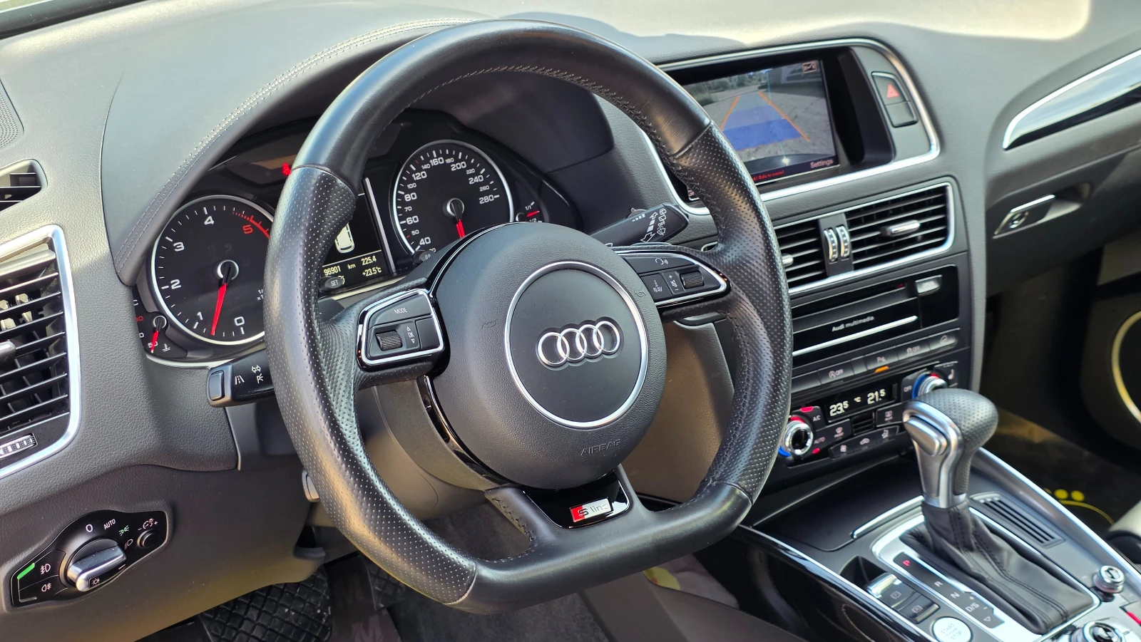 Audi Q5 3.0TDI/96хил.км./3xS-LINE/Швейцария, снимка 8 - Автомобили и джипове - 54773917