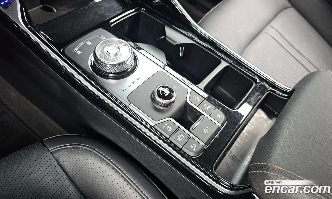 Kia Sorento Diesel 2.2 2WD Prestige, снимка 11 - Автомобили и джипове - 56155238