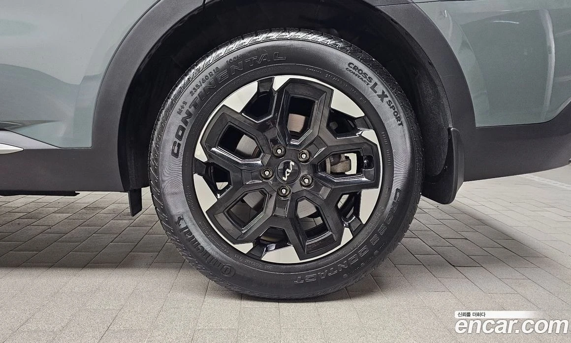 Kia Sorento Diesel 2.2 2WD Prestige, снимка 6 - Автомобили и джипове - 56155238