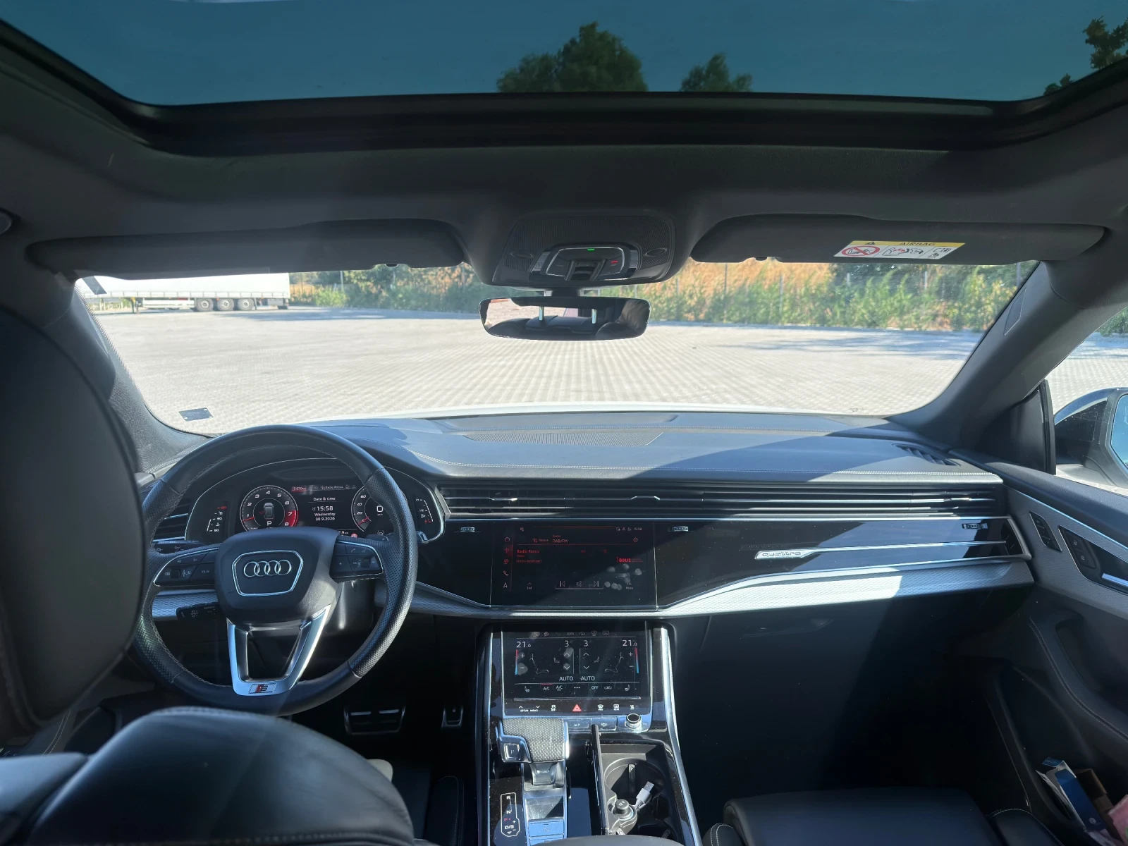 Audi SQ8, снимка 14 - Автомобили и джипове - 56303992