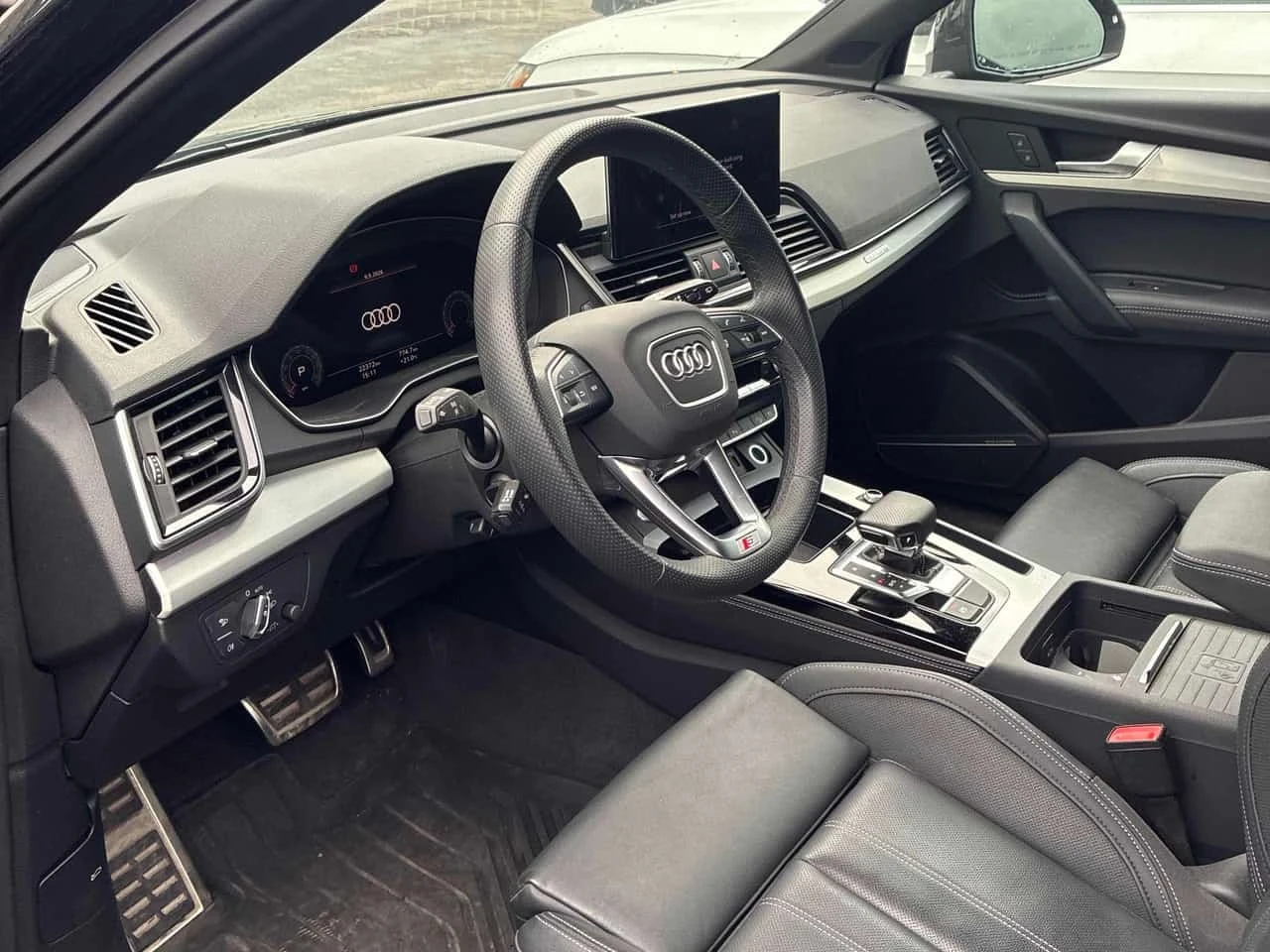 Audi Q5 Technik / CARFAX / ��������� / 360 ������ / ����  | Mobile.bg � ����������� 7