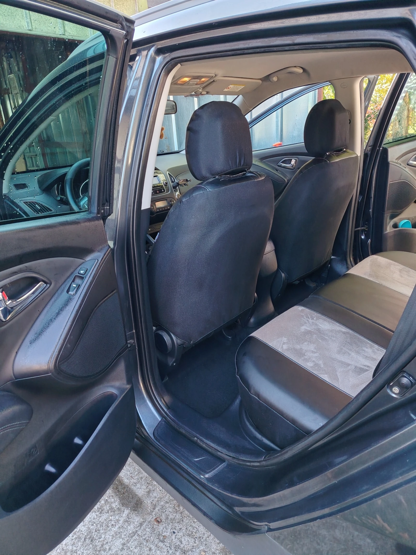 Hyundai IX35 1.6 GDI, снимка 10 - Автомобили и джипове - 56609749