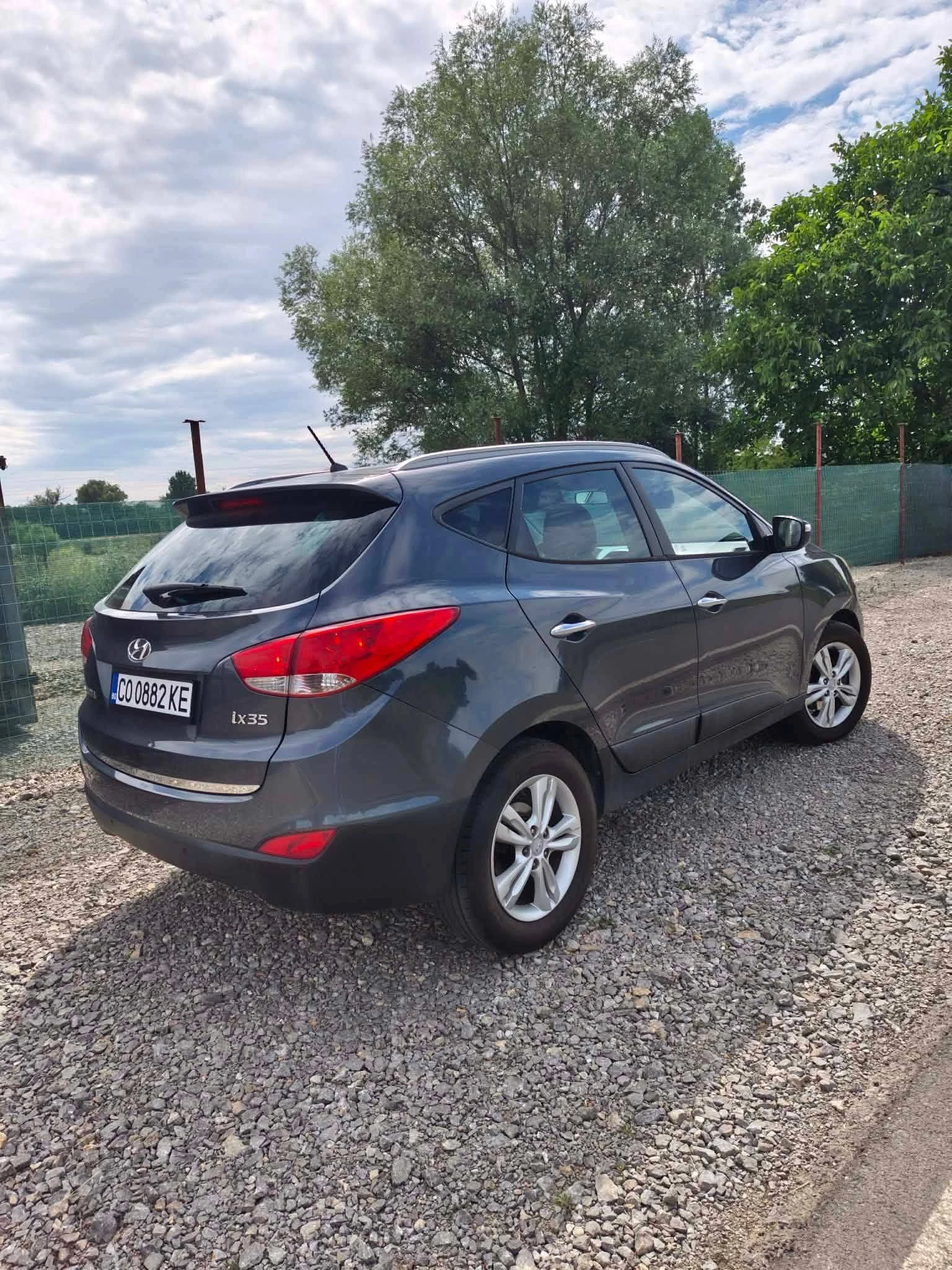 Hyundai IX35 1.6 GDI, снимка 3 - Автомобили и джипове - 56609749