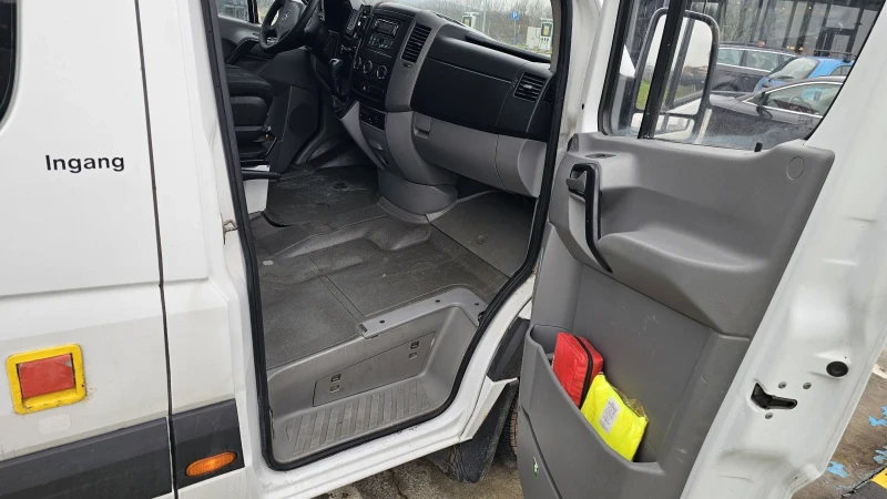 Mercedes-Benz Sprinter 516-XXL-ДВА КЛИМАТИКА-ЕВРО5, снимка 14 - Бусове и автобуси - 53380230