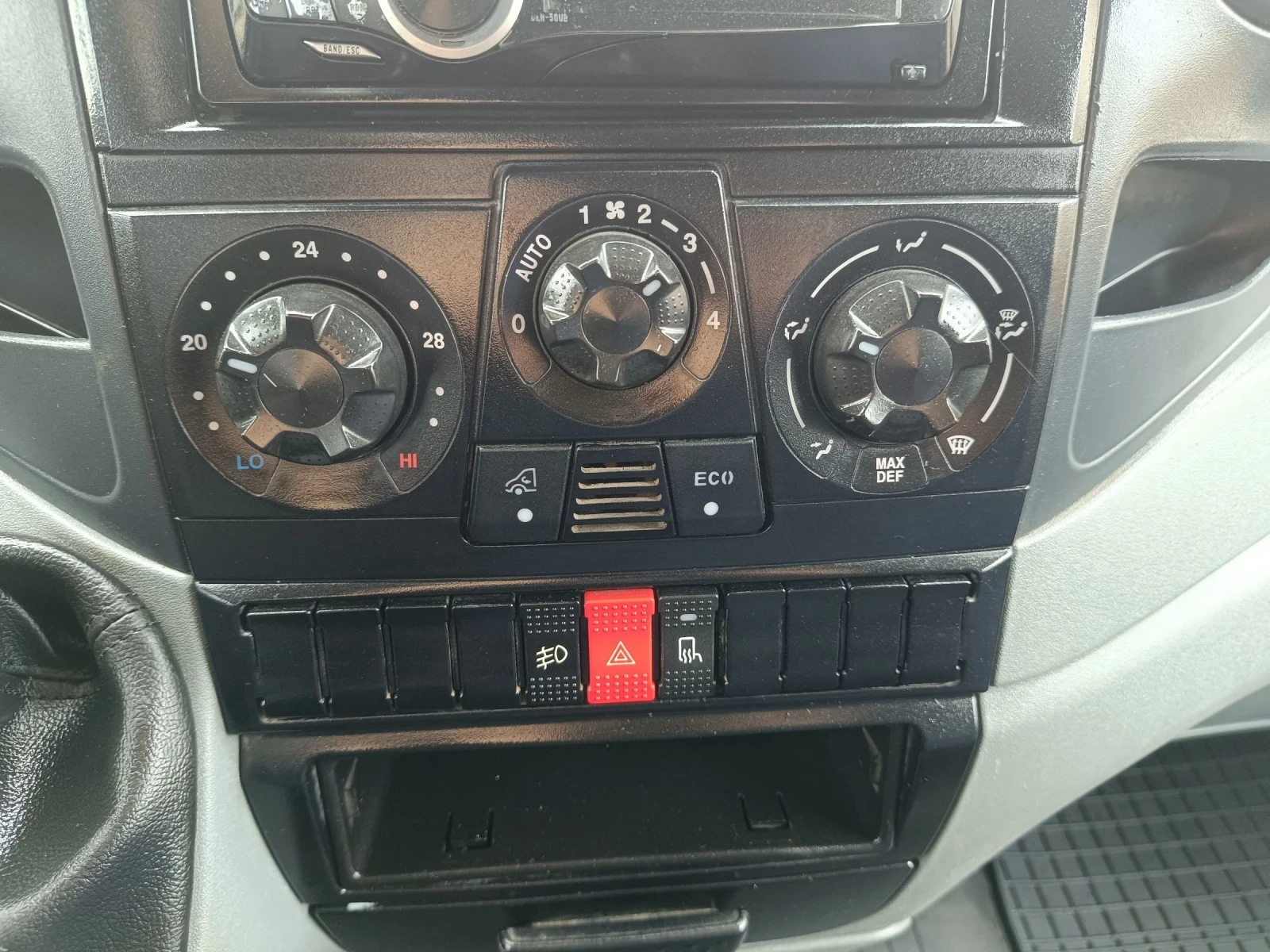 Iveco Daily 35с18 KLIMA 3.5т. 3000мотор - изображение 10