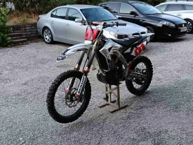 ������ Honda Crf