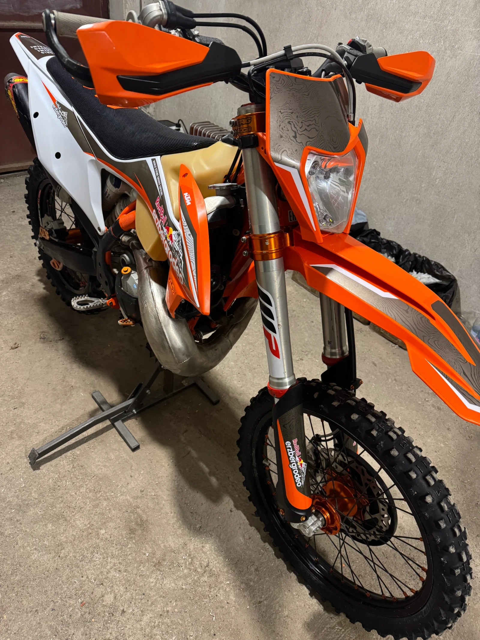 Ktm 300 300 tpi 2022 Erzbergrodeo Edition - изображение 7