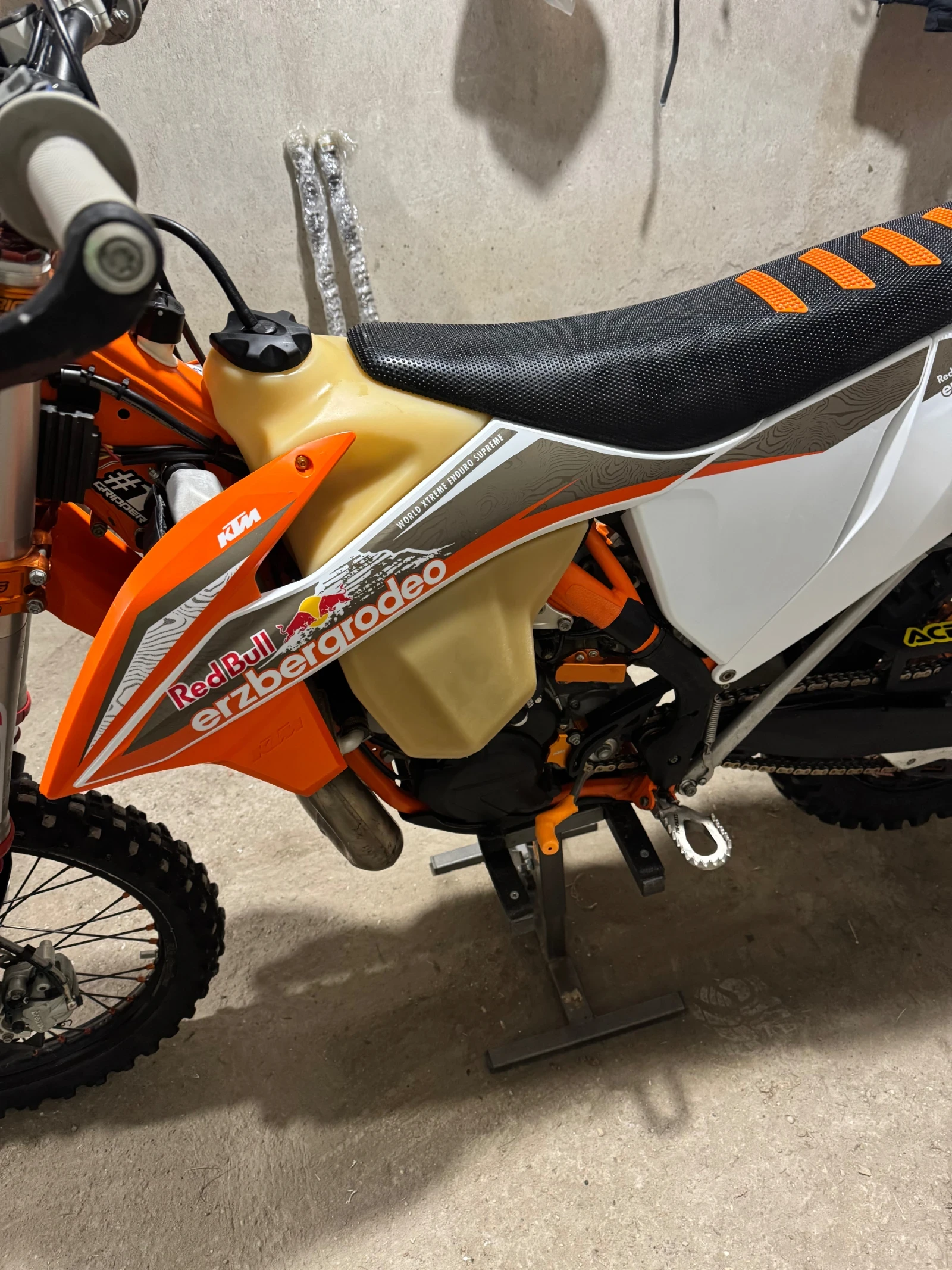 Ktm 300 300 tpi 2022 Erzbergrodeo Edition - изображение 3