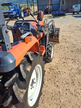 Трактор Kubota СКАЙТРАК , снимка 12