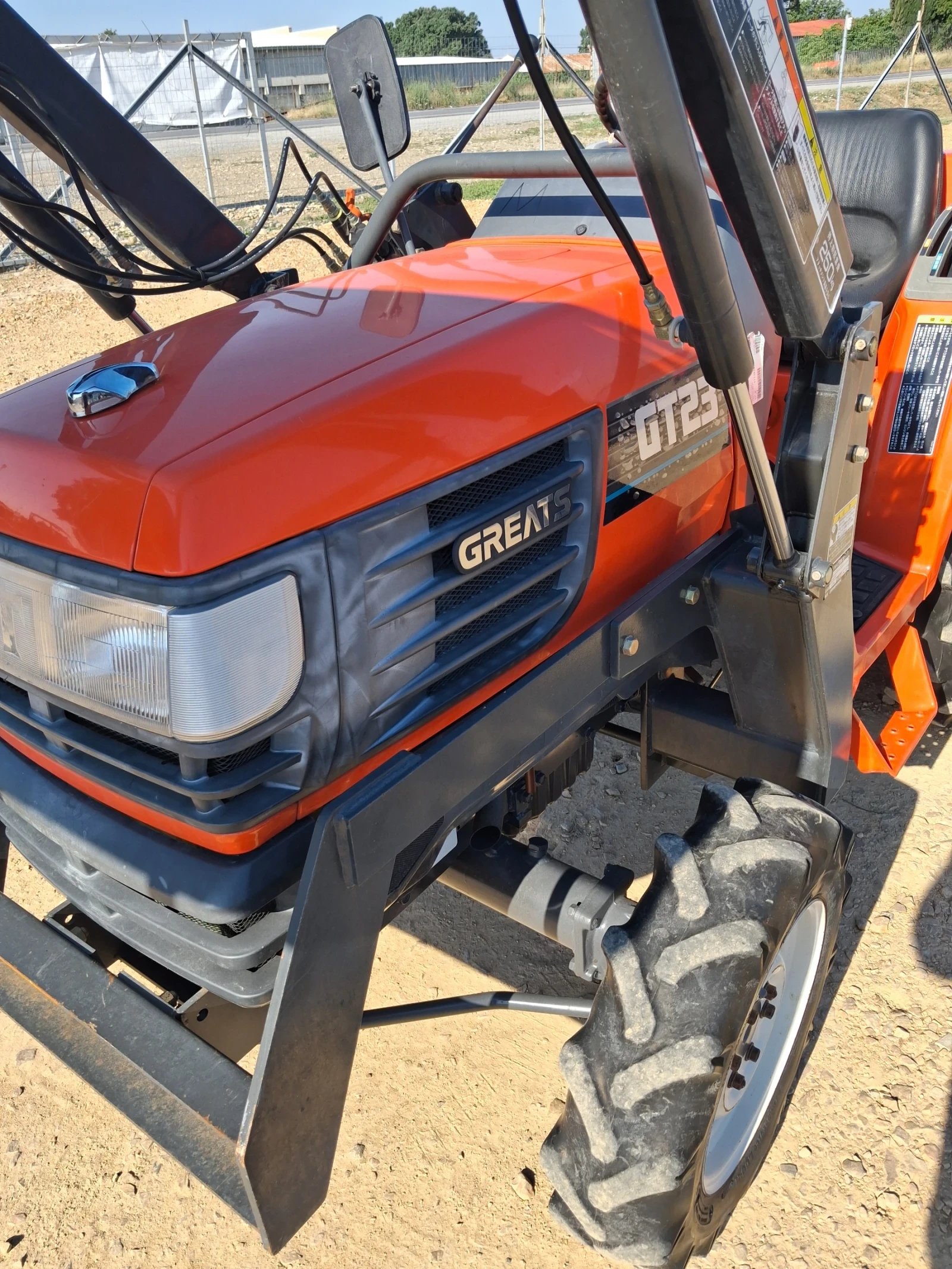 Трактор Kubota СКАЙТРАК , снимка 8 - Селскостопанска техника - 55098614