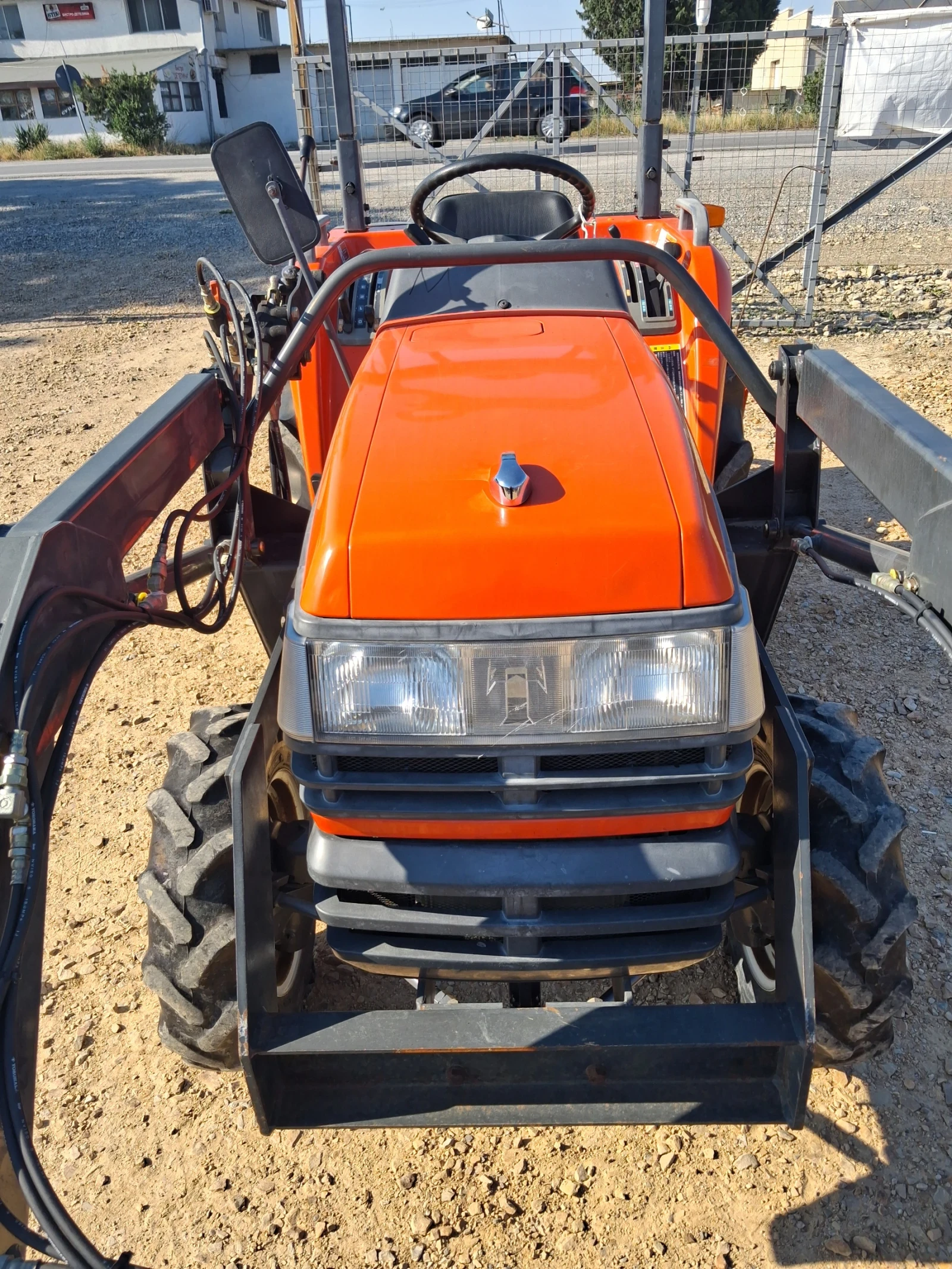 Трактор Kubota СКАЙТРАК , снимка 7 - Селскостопанска техника - 55098614