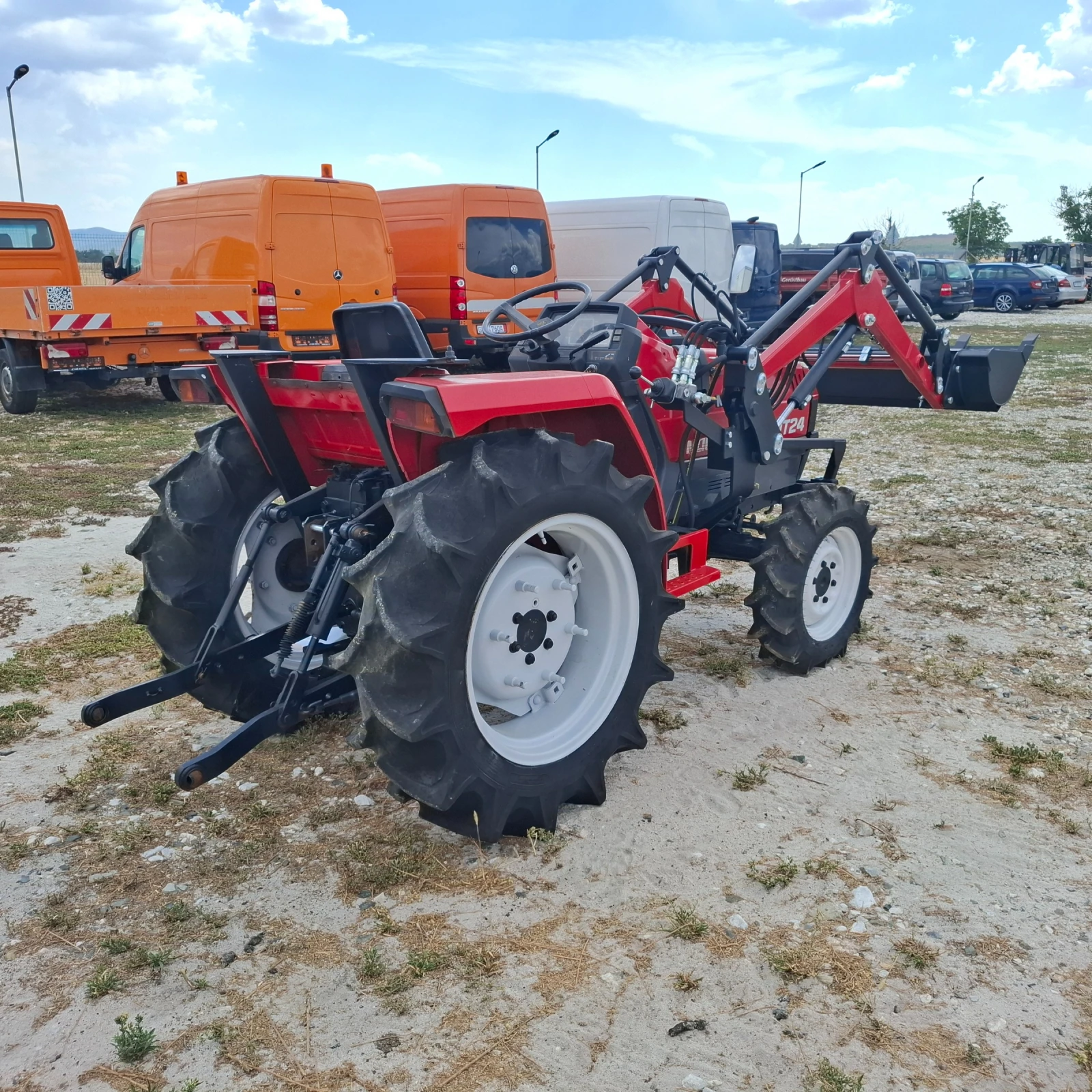 Трактор Mitsubishi MT24 , снимка 7 - Селскостопанска техника - 55940036