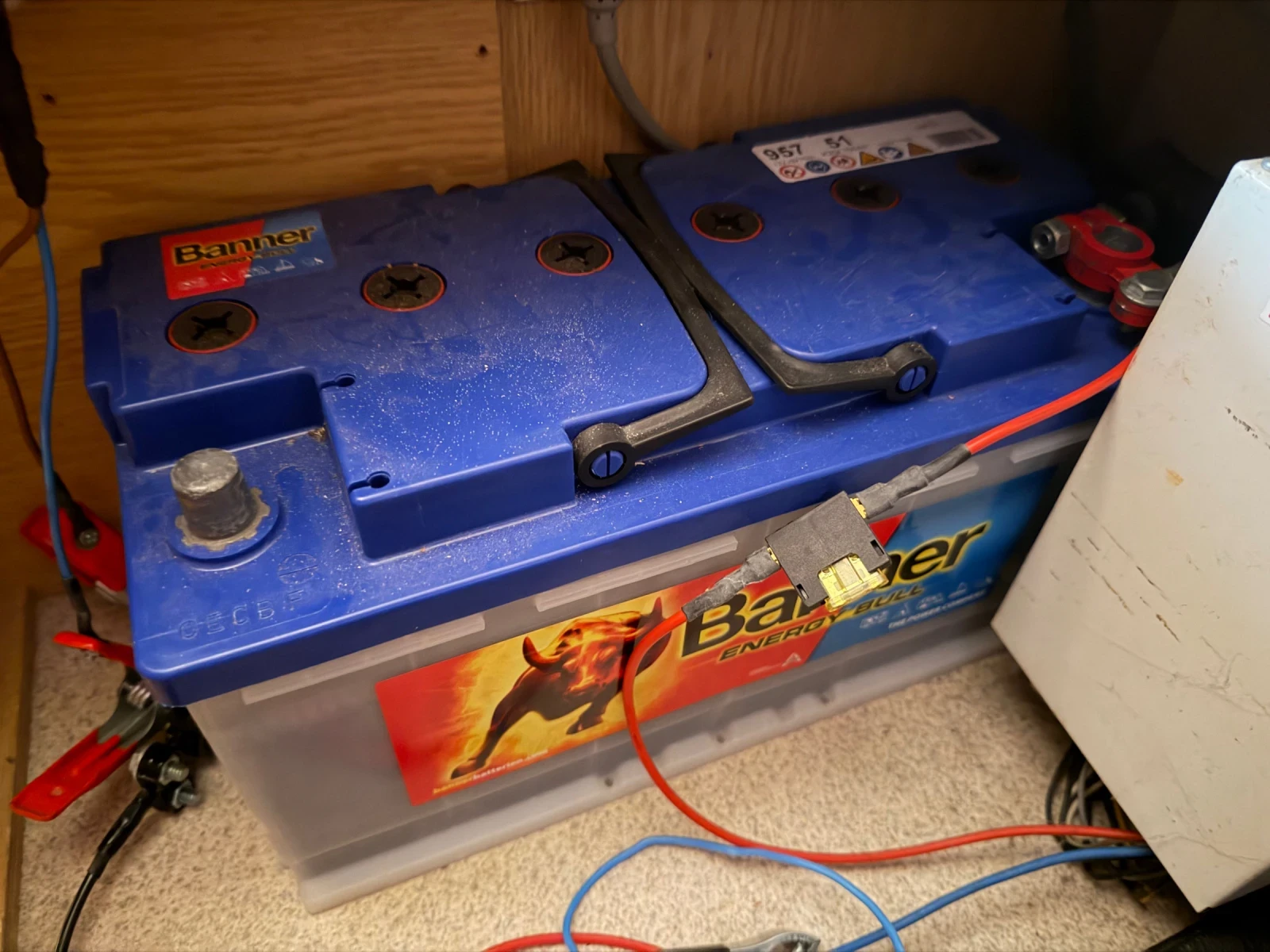 Каравана KIP KL40T, снимка 10 - Каравани и кемпери - 54208036