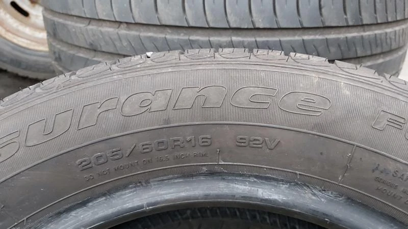 Гуми Летни 205/60R16, снимка 9 - Гуми и джанти - 27726540