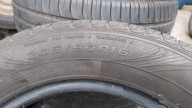 Гуми Летни 205/60R16, снимка 6 - Гуми и джанти - 27726540