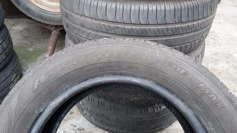 Гуми Летни 205/60R16, снимка 7 - Гуми и джанти - 27726540