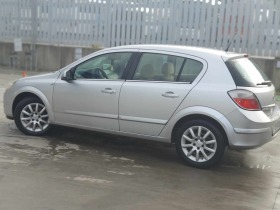 Opel Astra, снимка 4 - Автомобили и джипове - 45496267